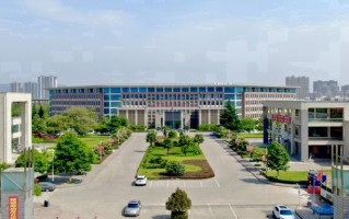 2024年宝鸡职业技术学院录取分数线，河北最低371分