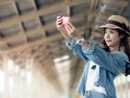 少女初次做AE视频拍摄技巧（新手入门指南与创意灵感）