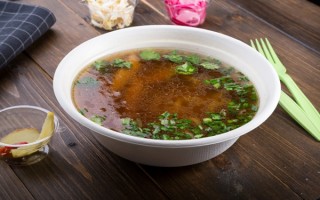 让肉汤嘌呤高的并不是浮沫！让肉汤变“毒汤”的元凶是它【肉汤嘌呤高的原因】
