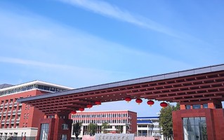 2024年黄冈职业技术学院录取分数线，内蒙古最低265分