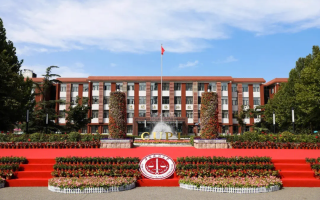 法学专业全国排名一览表（附2024全国法学最好的大学排行榜）