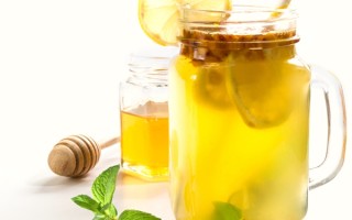 蜂蜜的作用、功效与用法全解析