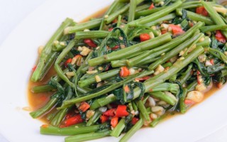 白露季节吃什么菜最养生（养生餐桌上要多准备什么）
