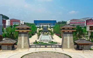 2024年南充文化旅游职业学院录取分数线，河北最低362分