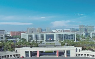 2024年泰州职业技术学院录取分数线，内蒙古最低287分