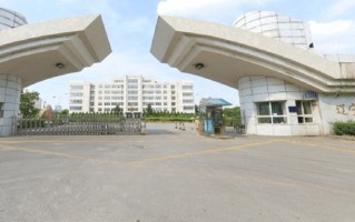 2024年辽宁医药职业学院录取分数线，河北最低407分