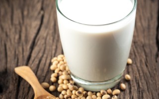 化疗后吃什么补充营养最好？家人必学食谱【化疗后吃什么补白细胞最快鸽子汤】