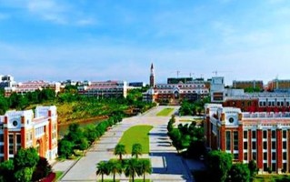 2024年赣州师范高等专科学校在广东计划招生人数（附学费及专业录取分）